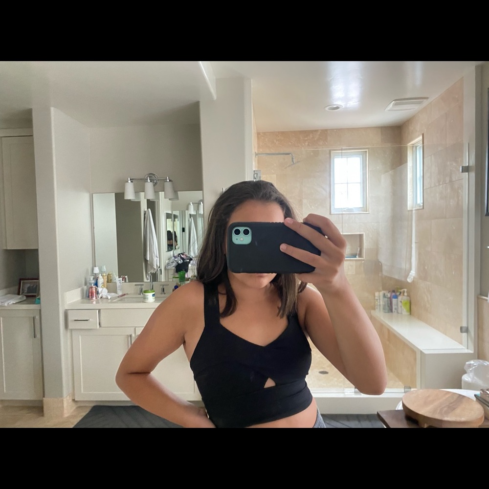 lulu sports bra